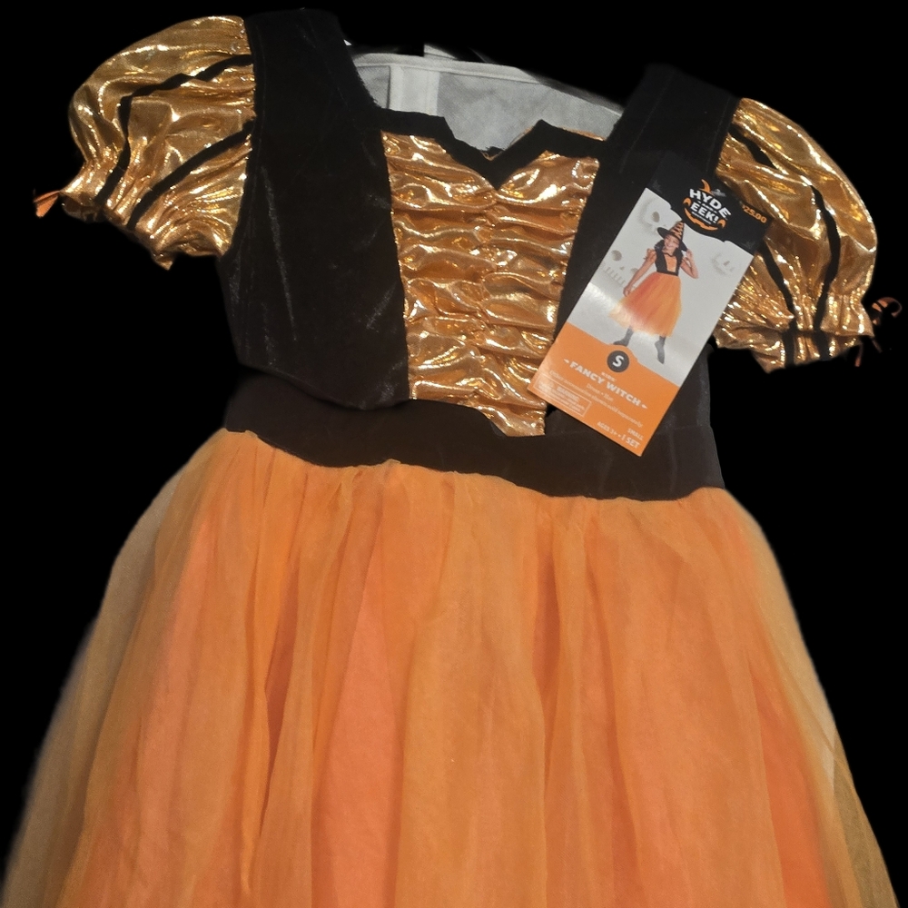 Black Witch Hat with Tulle - Picture 2 of 9